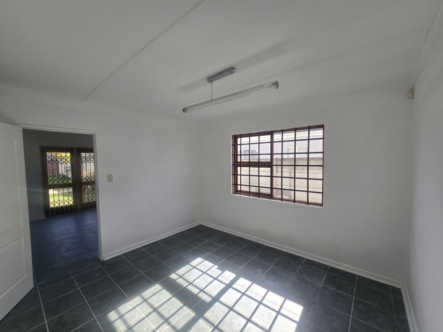 To Let Commercial Property for Rent in Port Alfred Eastern Cape